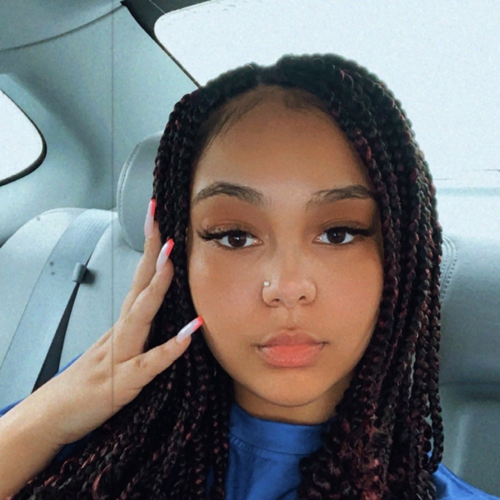 Meet your Posher, Breanna